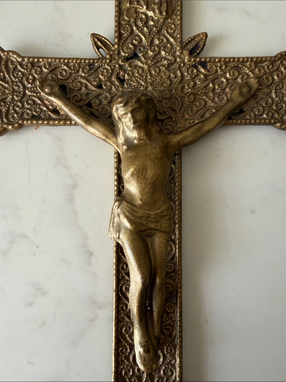 Vintage Gold Filigree Crucifix